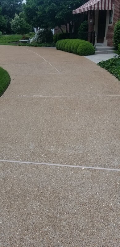 Driveway joint caulking work